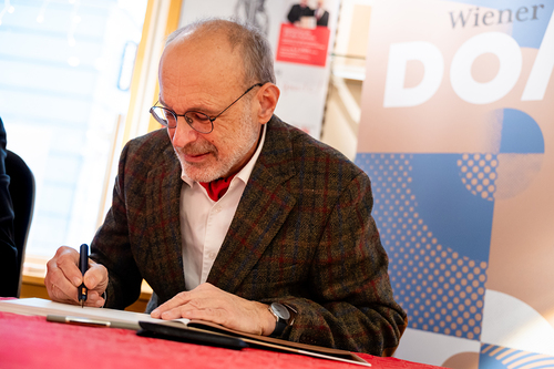 Signierstunde / Erzdiözese Wien/ Schönlaub, Stephan Schönlaub
